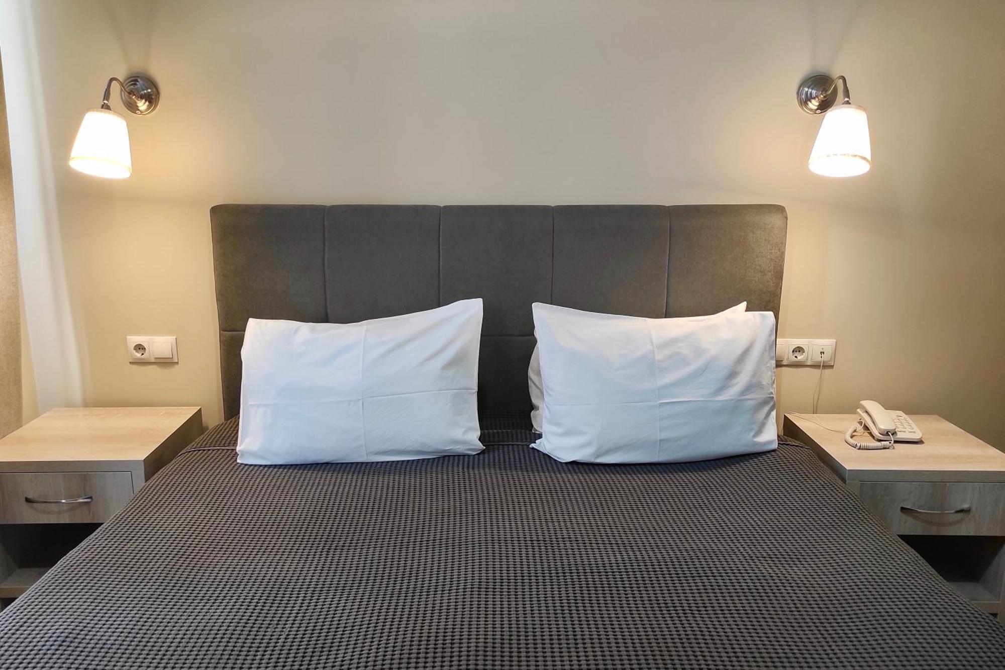 Lacasa Hotel Karagandy Eksteriør billede