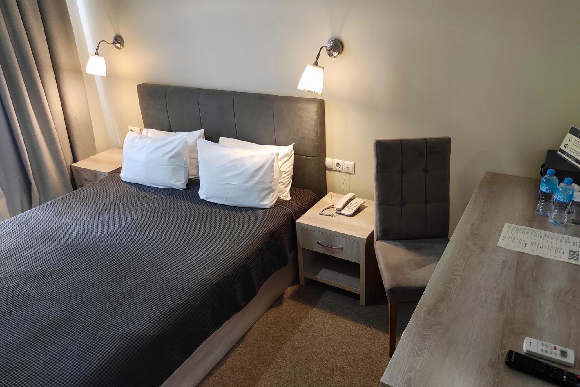 Lacasa Hotel Karagandy Eksteriør billede