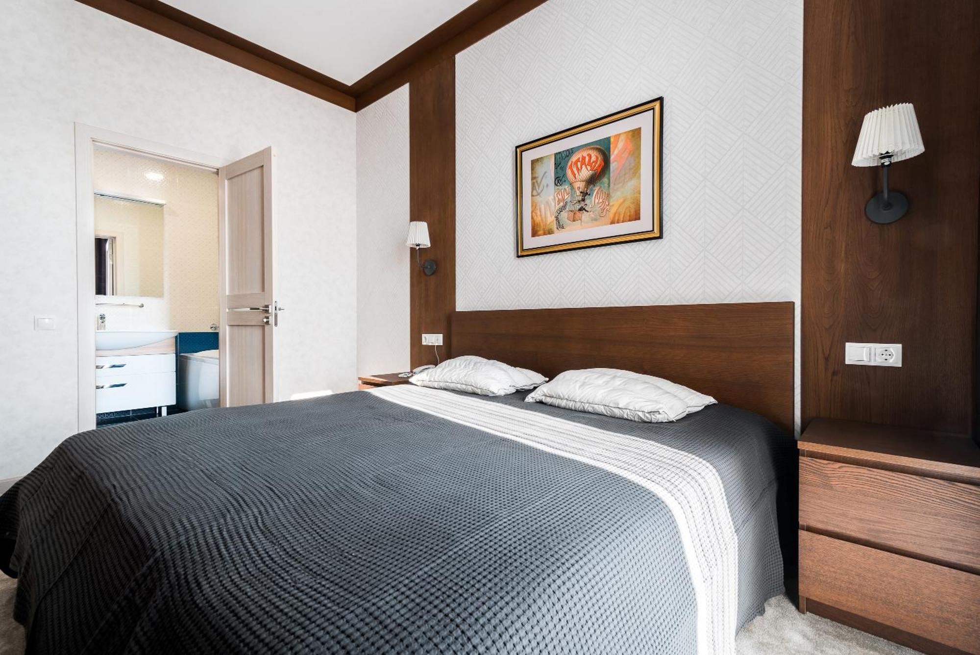 Lacasa Hotel Karagandy Eksteriør billede