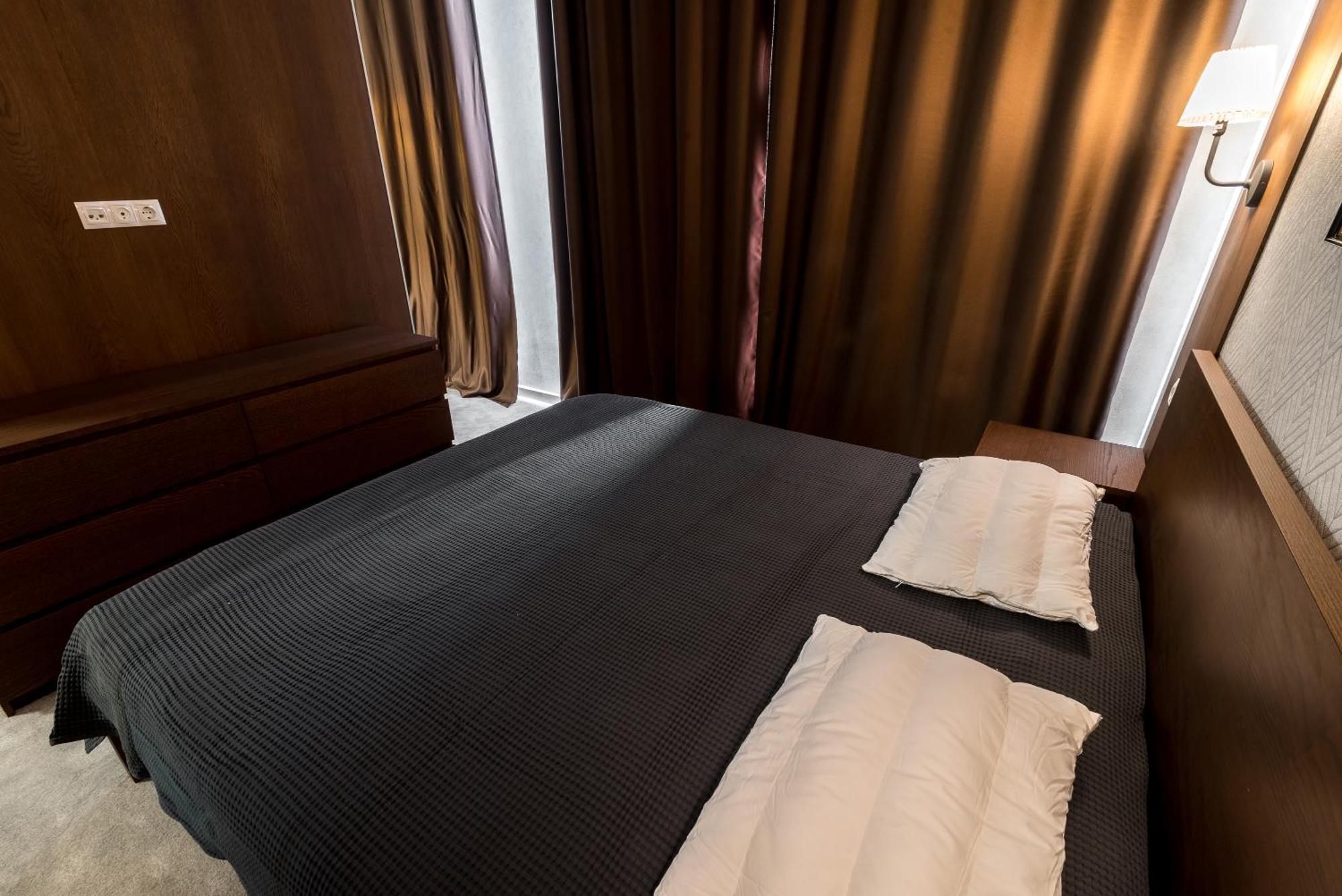 Lacasa Hotel Karagandy Eksteriør billede