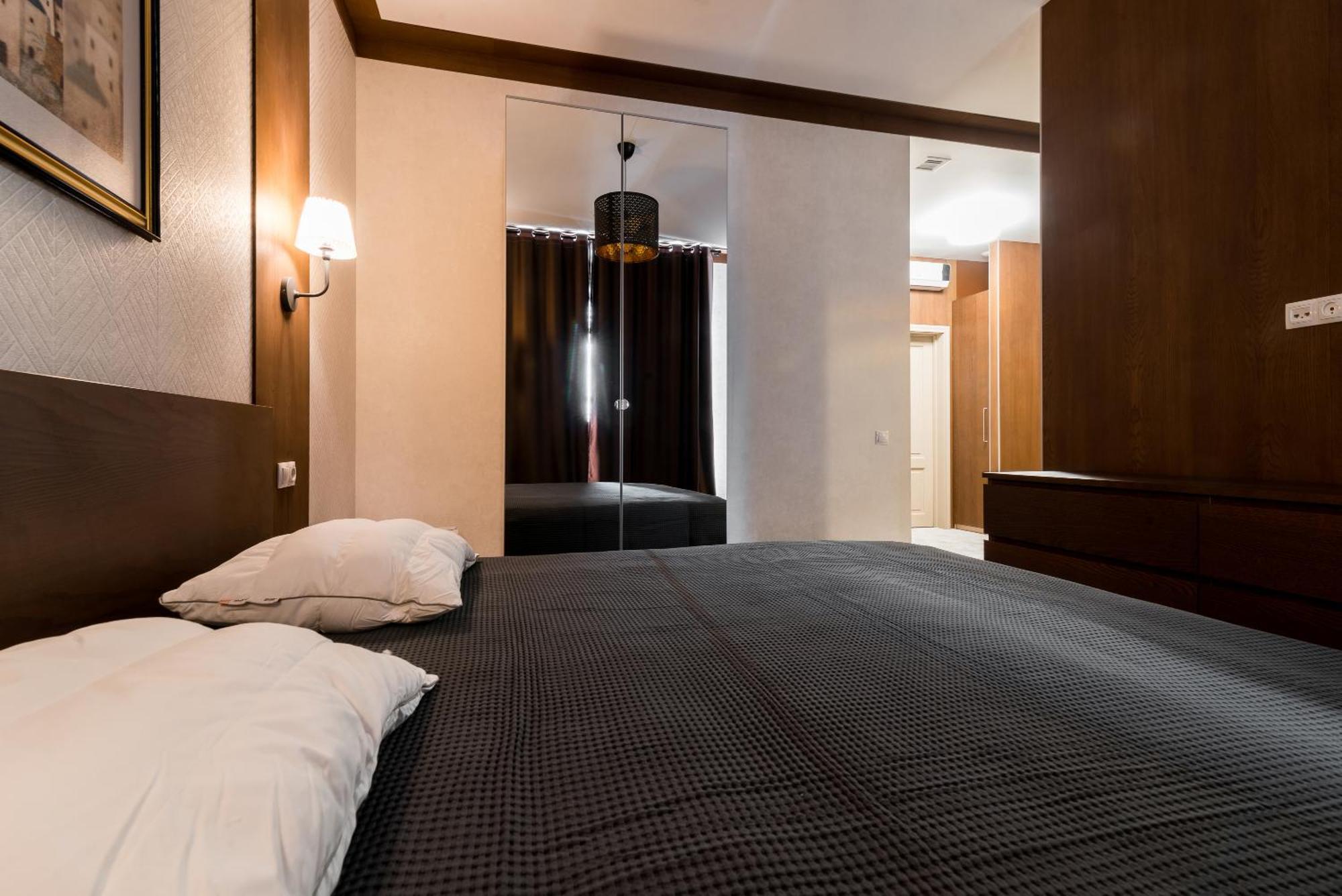 Lacasa Hotel Karagandy Eksteriør billede
